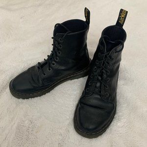 Dr. Martens 1460 Smooth Boots
